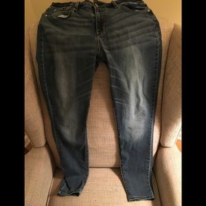 Levi Denizen Modern Skinny Jeans Size 12M